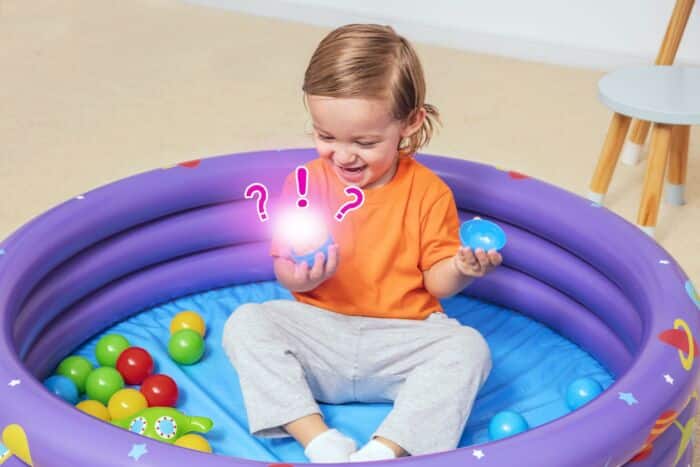 Piscina de Bolas e Jogo com 50 bolas para Brincar Bestway® Intergalactic Surprise™