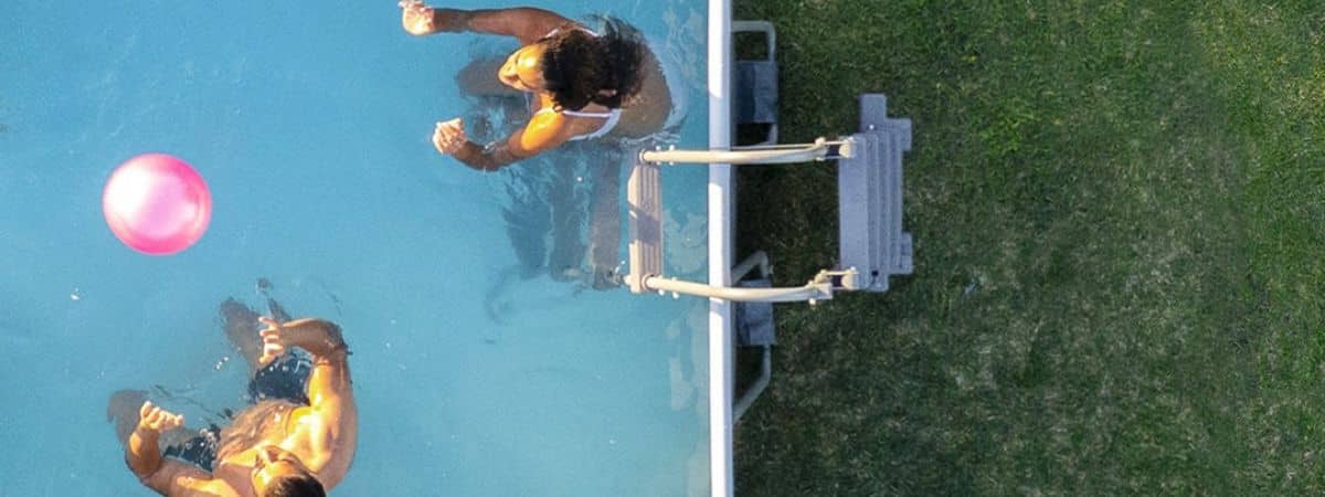 Benefícios de manter a salinidade correta na piscina